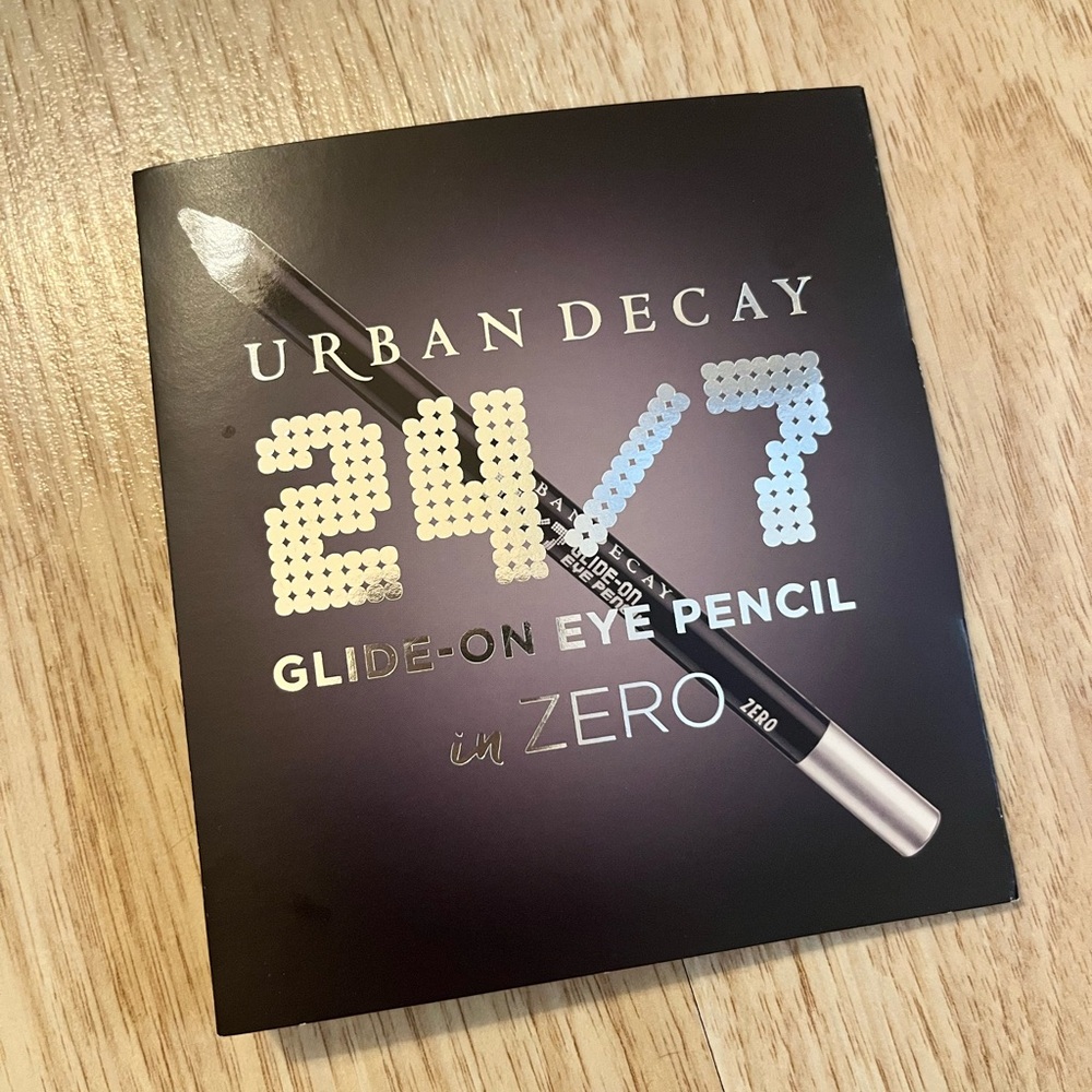 24/7 Glide-on Eye Pencil